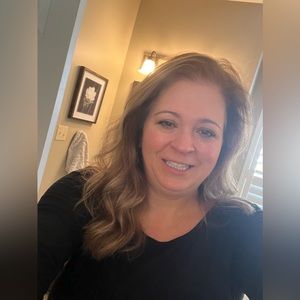 Meet your Posher, Charissa